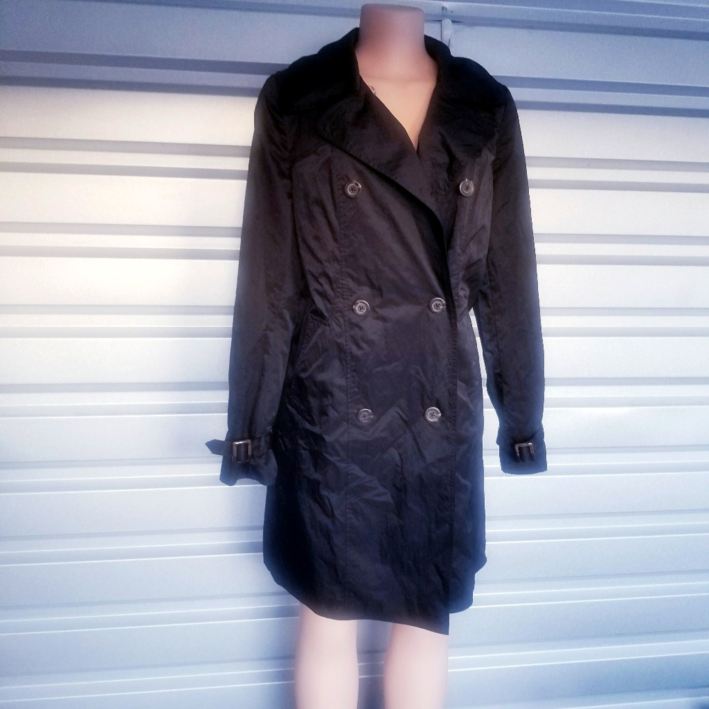 Foreign exchange lightweight coat